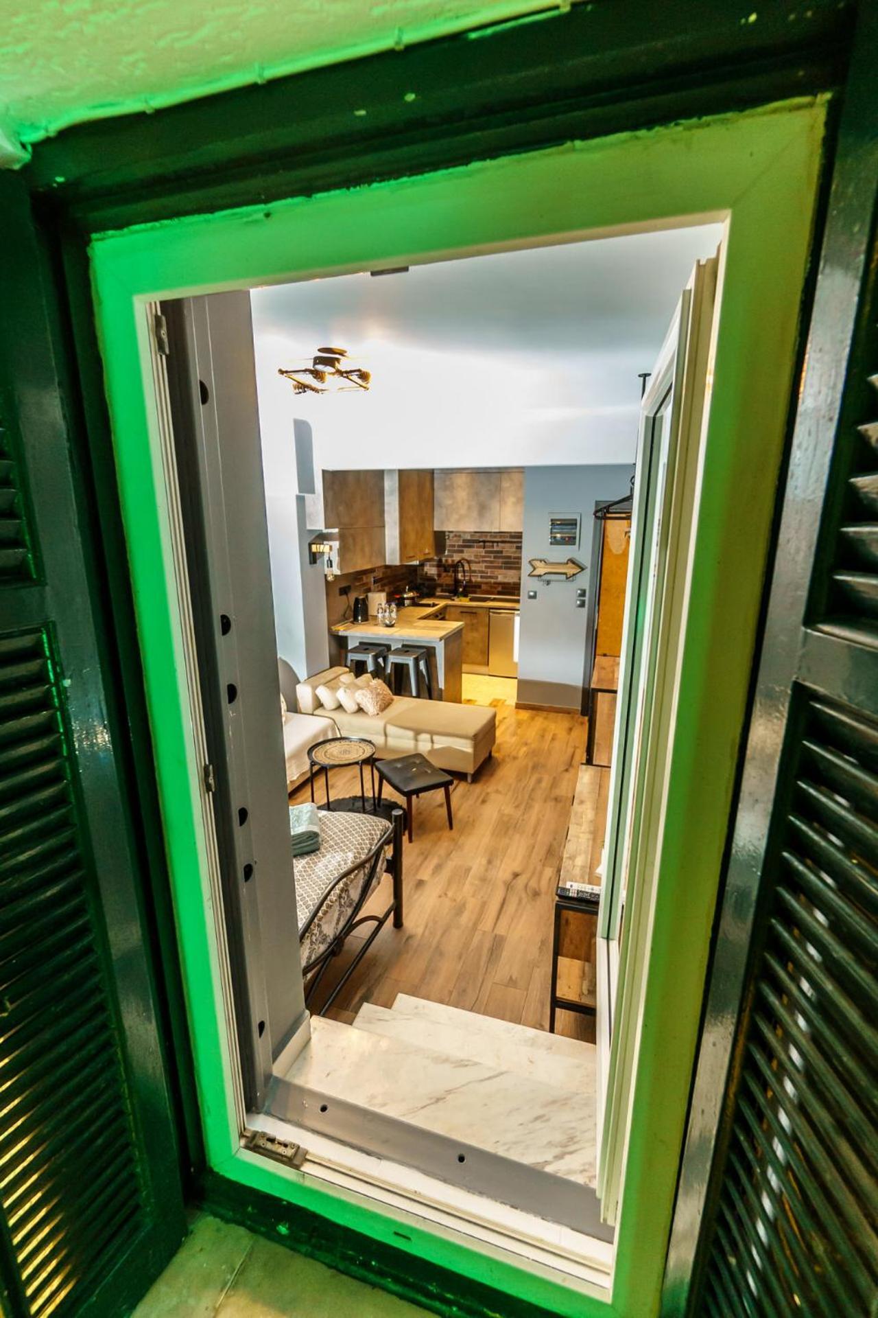 Happiness Studio With Terrace. Thessaloníki Ngoại thất bức ảnh